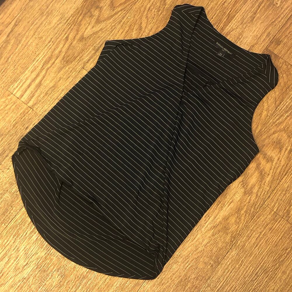 Banana Republic Black White Striped Sleeveless Faux Wrap V Neck Blouse Size XS